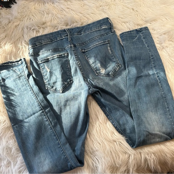 Mother • The Looker Distressed Skinny Jeans in Graffiti Girl - Picture 10 of 16